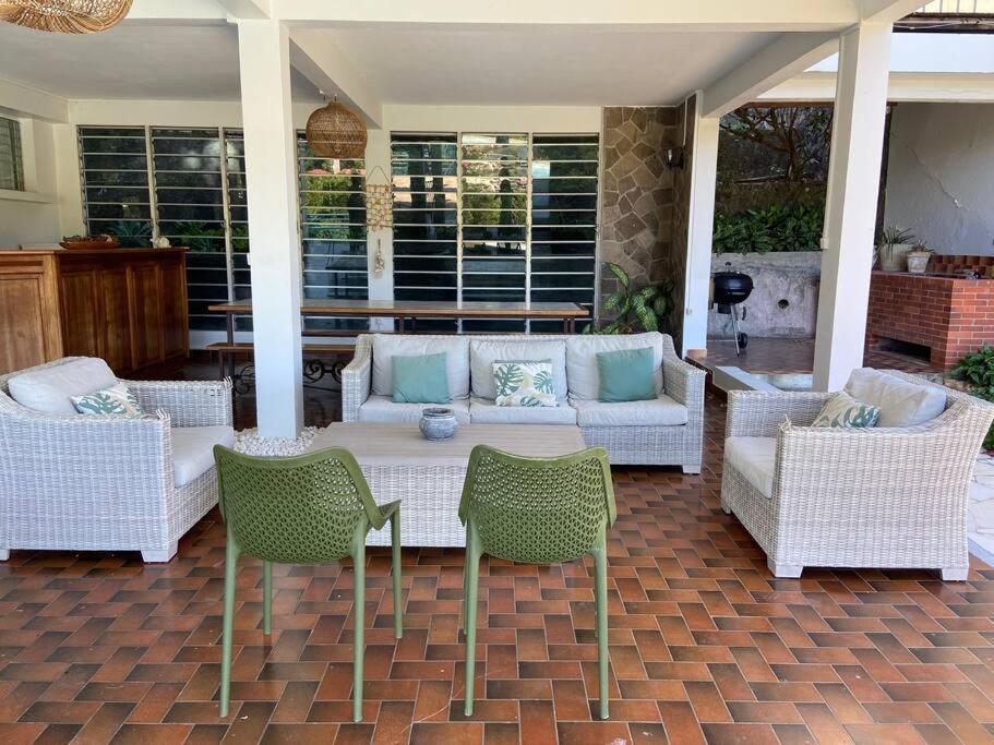 Villa "The Pretty Mermaid", Pool And Stunning Views 5 Min From Beach Deshaies Exterior foto